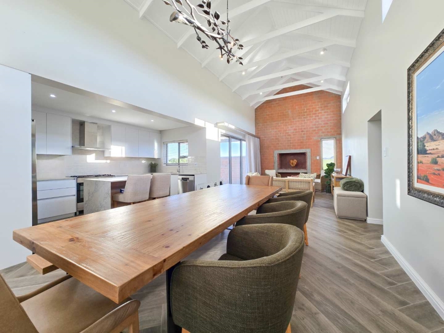 2 Bedroom Property for Sale in Stilbaai Wes Western Cape